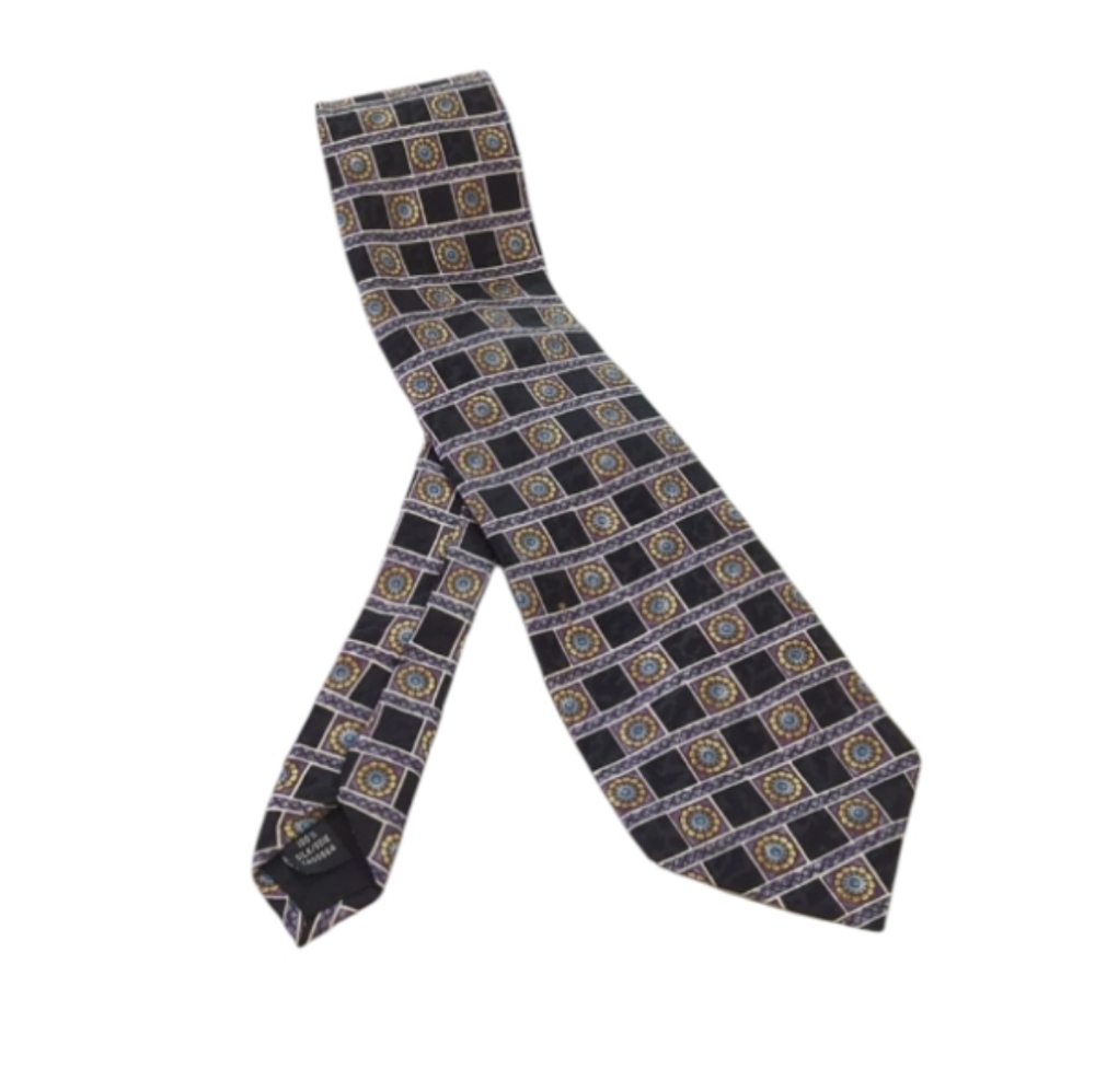 Geometric Patterned Tie in Black and Gold